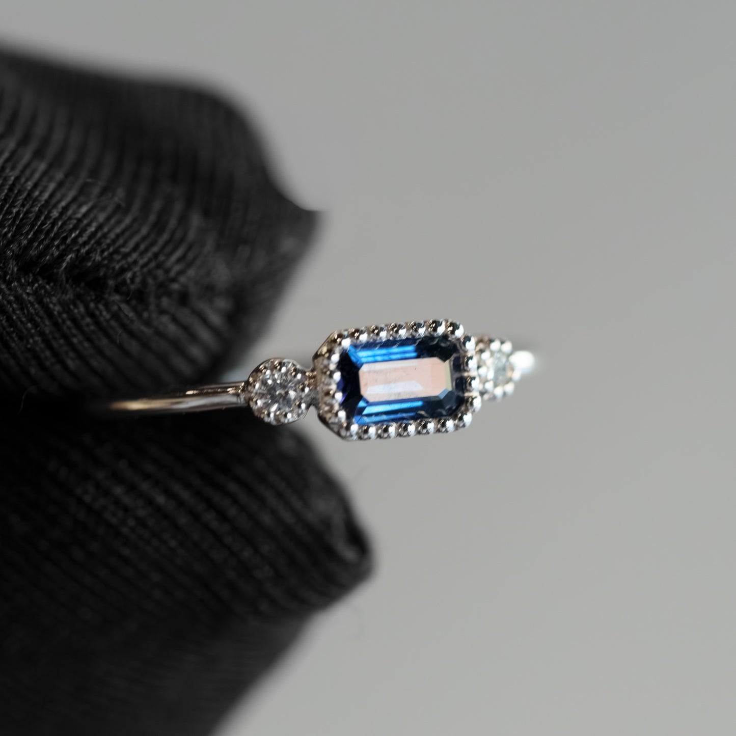 14K White Gold Sapphire and Diamond Ring – Baguette Cut with Milgrain Bezel Setting (Size 6.5)