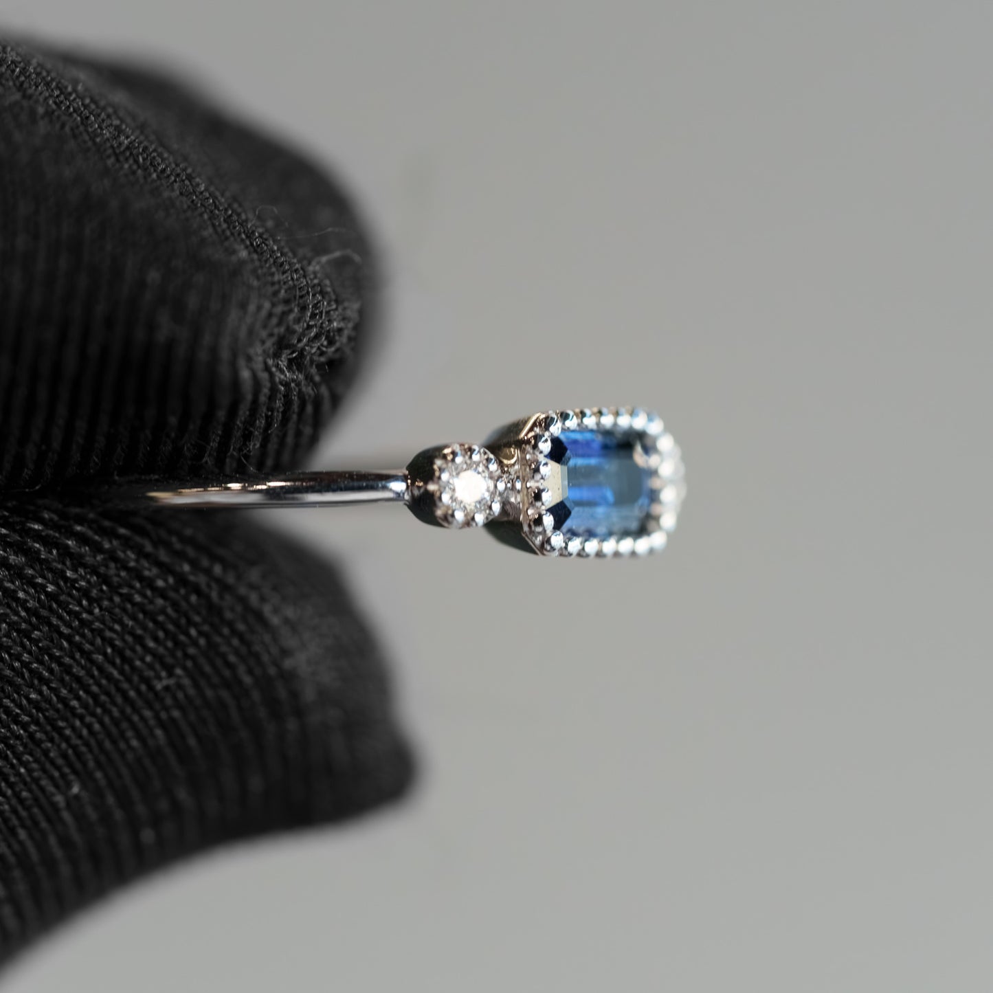 14K White Gold Sapphire and Diamond Ring – Baguette Cut with Milgrain Bezel Setting (Size 6.5)