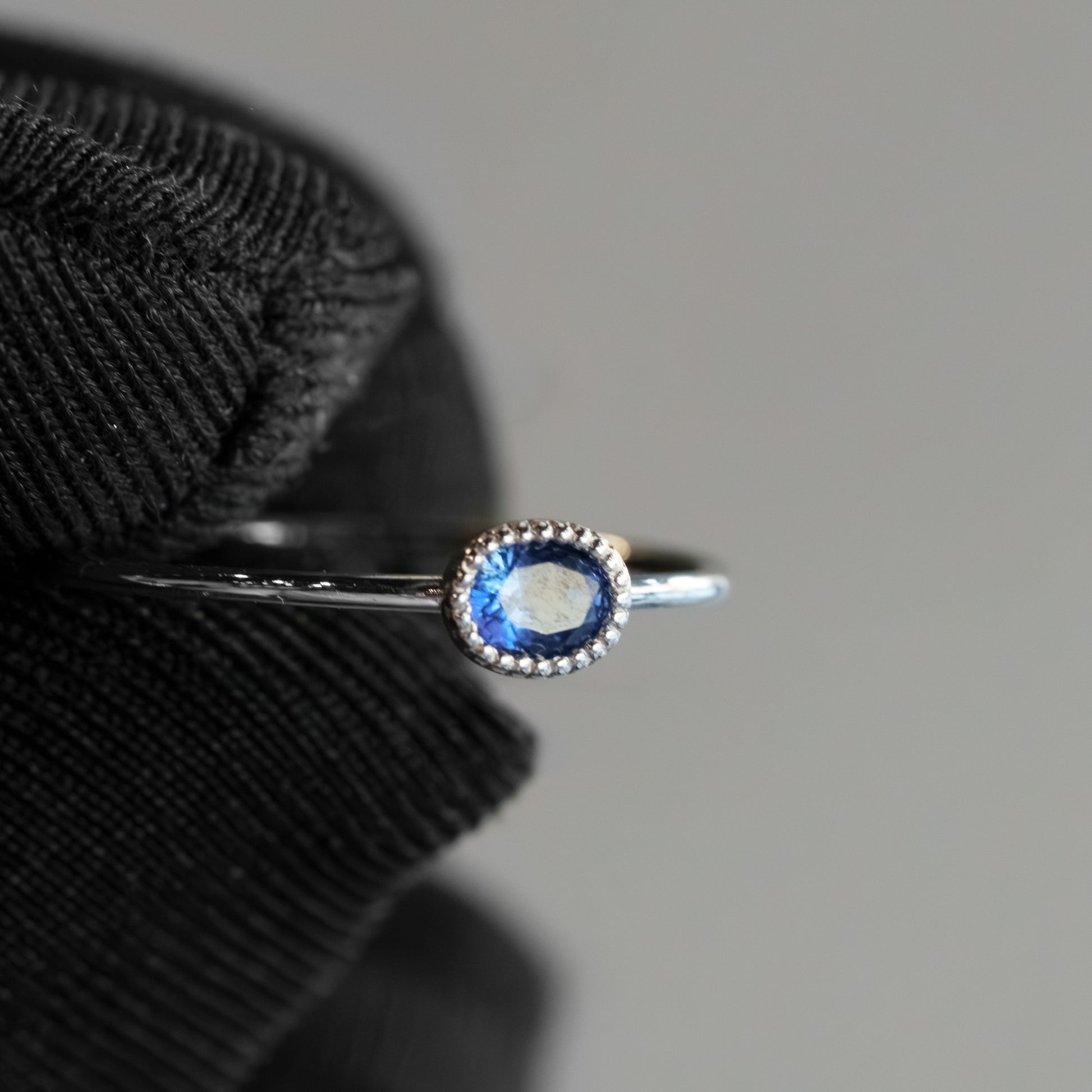14kt White Gold Oval Sapphire Bezel-Set Milgrain Stacking Ring
