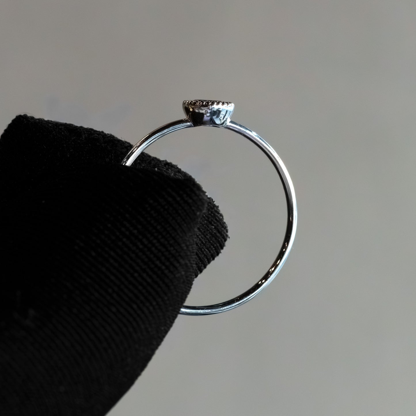 14kt White Gold Oval Sapphire Bezel-Set Milgrain Stacking Ring