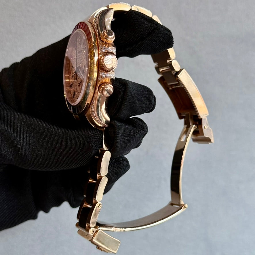 Rolex Daytona 116505 – 40mm Rose Gold, Rainbow Bezel, Diamond Dial – Pre-Owned