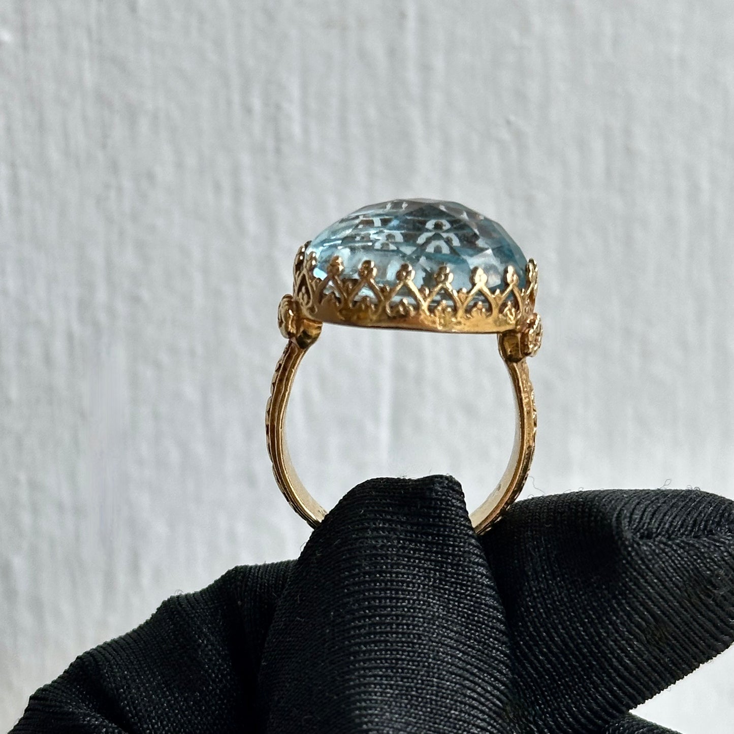 Vintage 14kt Yellow Gold Edwardian-Inspired Blue Topaz Cocktail Ring with Filigree Setting
