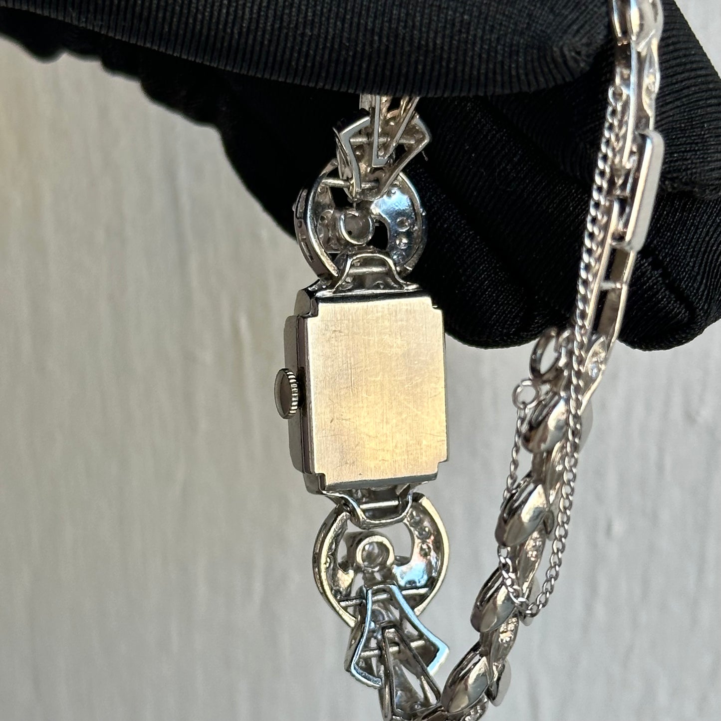 Art Deco 14kt White Gold Ladies Bulova Wristwatch with 1.37ct Standard Cut Diamonds