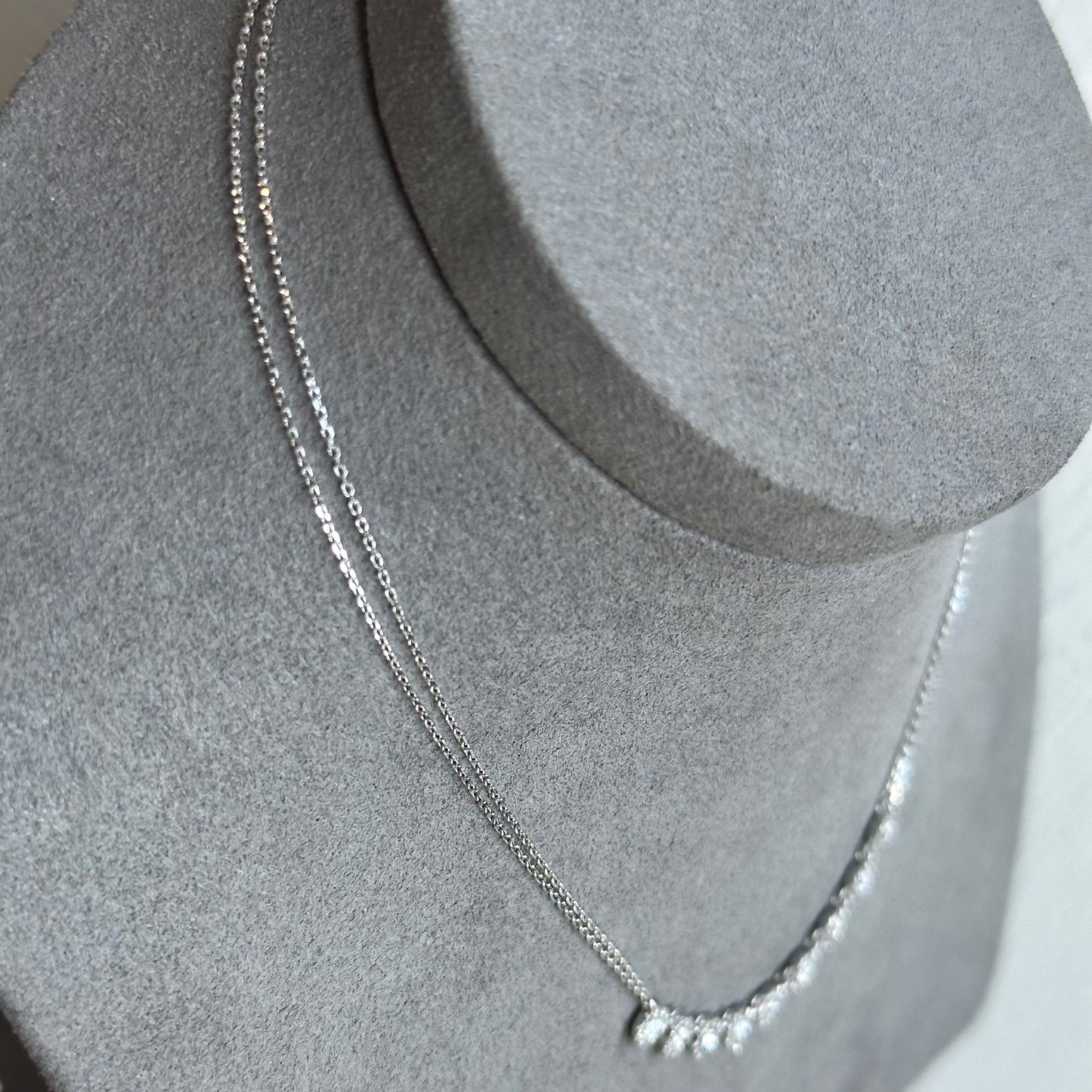 14K White Gold Infinite Circle Diamond Necklace - 0.83ctw