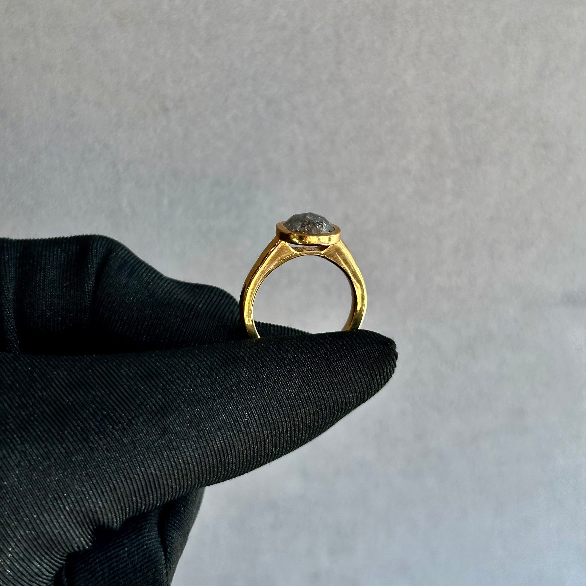 18K Yellow Gold Oval Salt and Pepper Diamond Engagement Ring – Rose Cut Bezel Set, Flush Fit (3mm Band, 11mm Top)