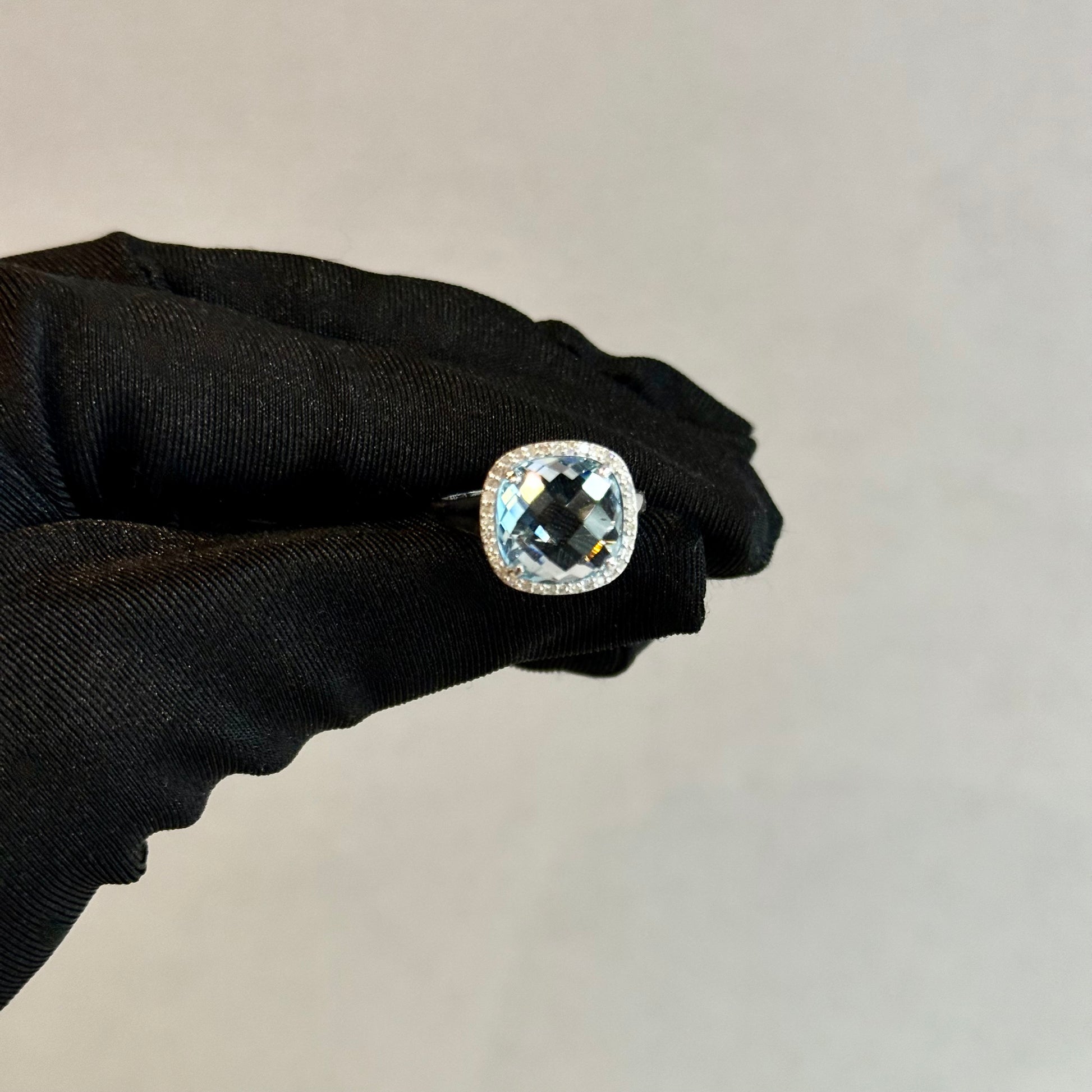 14K White Gold Cushion-Cut Blue Topaz Halo Ring – Checkerboard 11x11mm, Micro-Pavé Setting (Size 7)