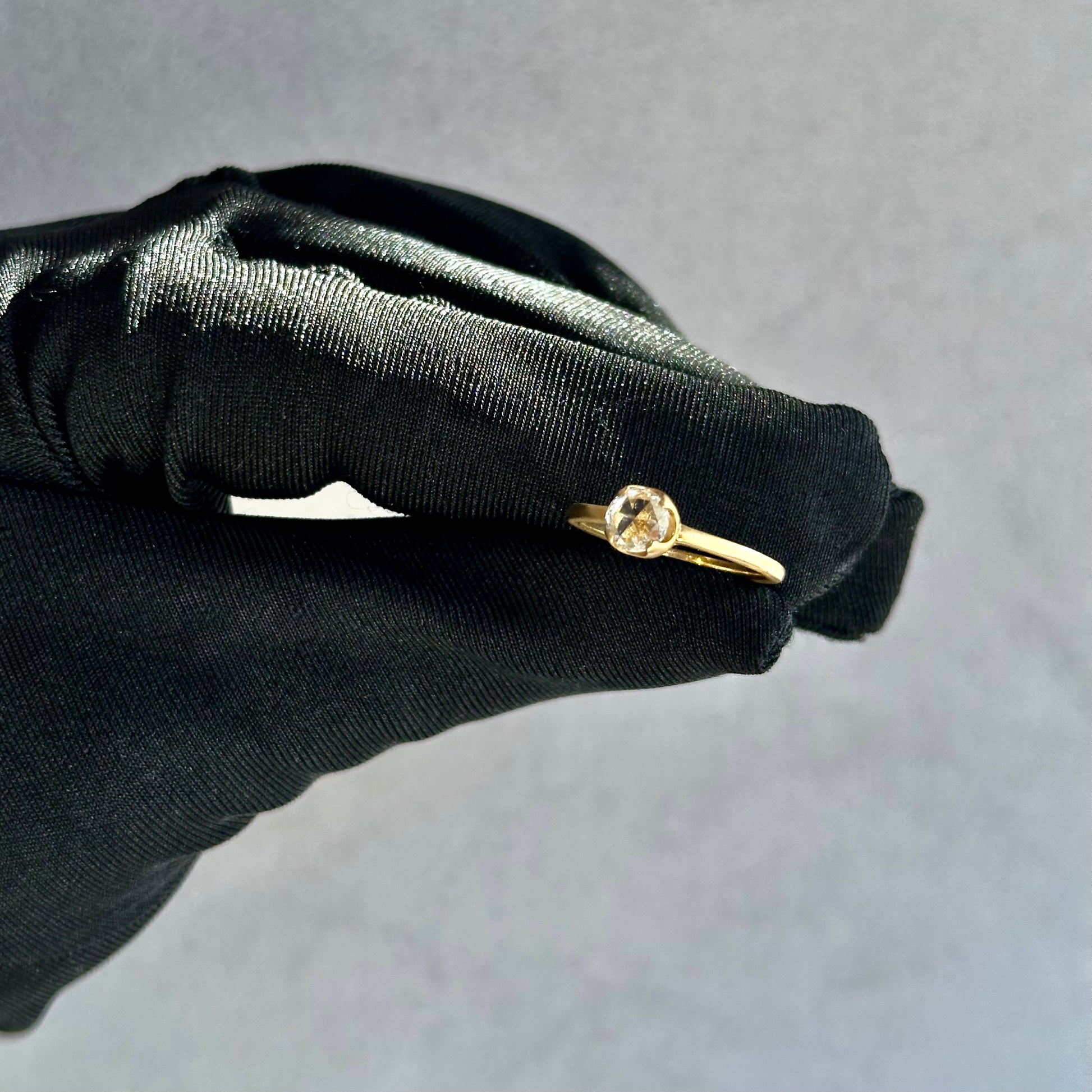 14K Matte White Gold Rose-Cut Diamond Solitaire Ring – 6mm Wide, Wave Basket Design (Size 5.5)