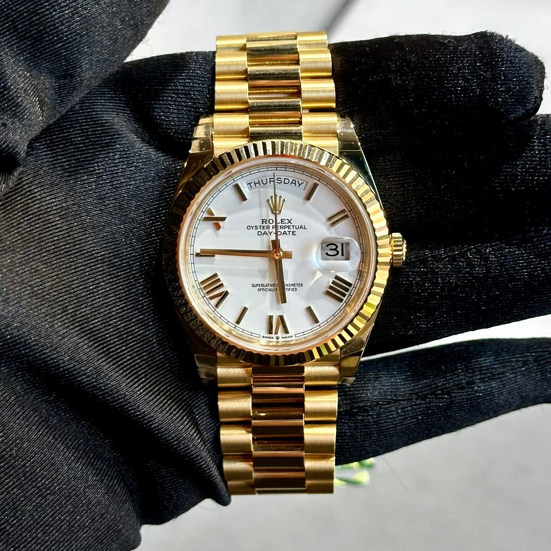 Brand New 2022 18kt Yellow Gold Rolex Day-Date 40 White Roman President