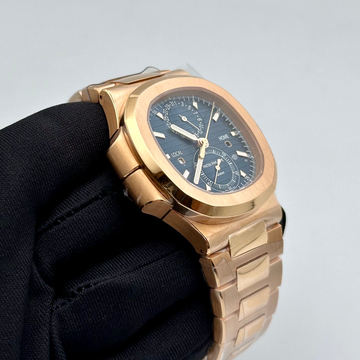 Patek Philippe Nautilus 5990/1R