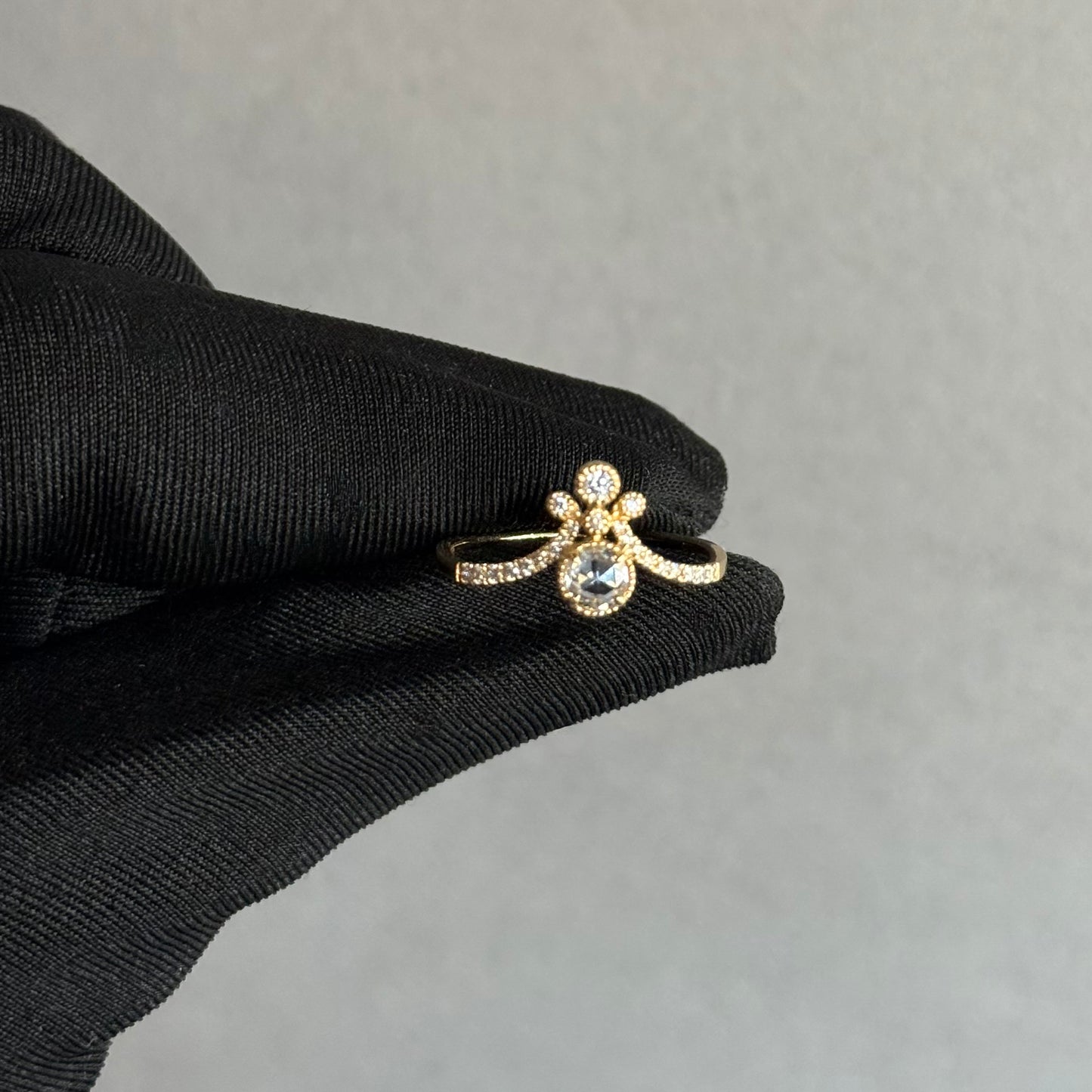 18kt Yellow Gold Rose Cut Diamond Ring with Milgrain Detailing and Brilliant Accents