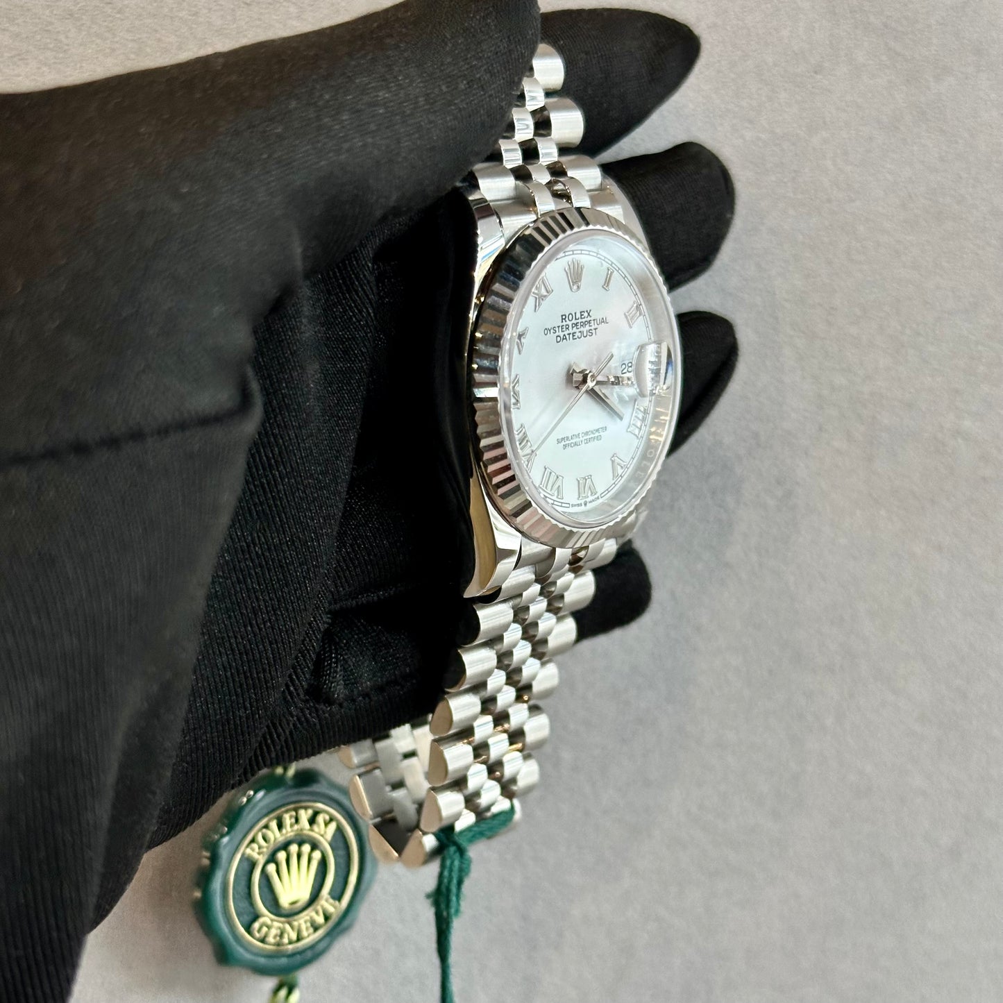 2024 Rolex Datejust 36mm – Fluted Bezel, White Roman Dial, Jubilee Bracelet – Model 126234