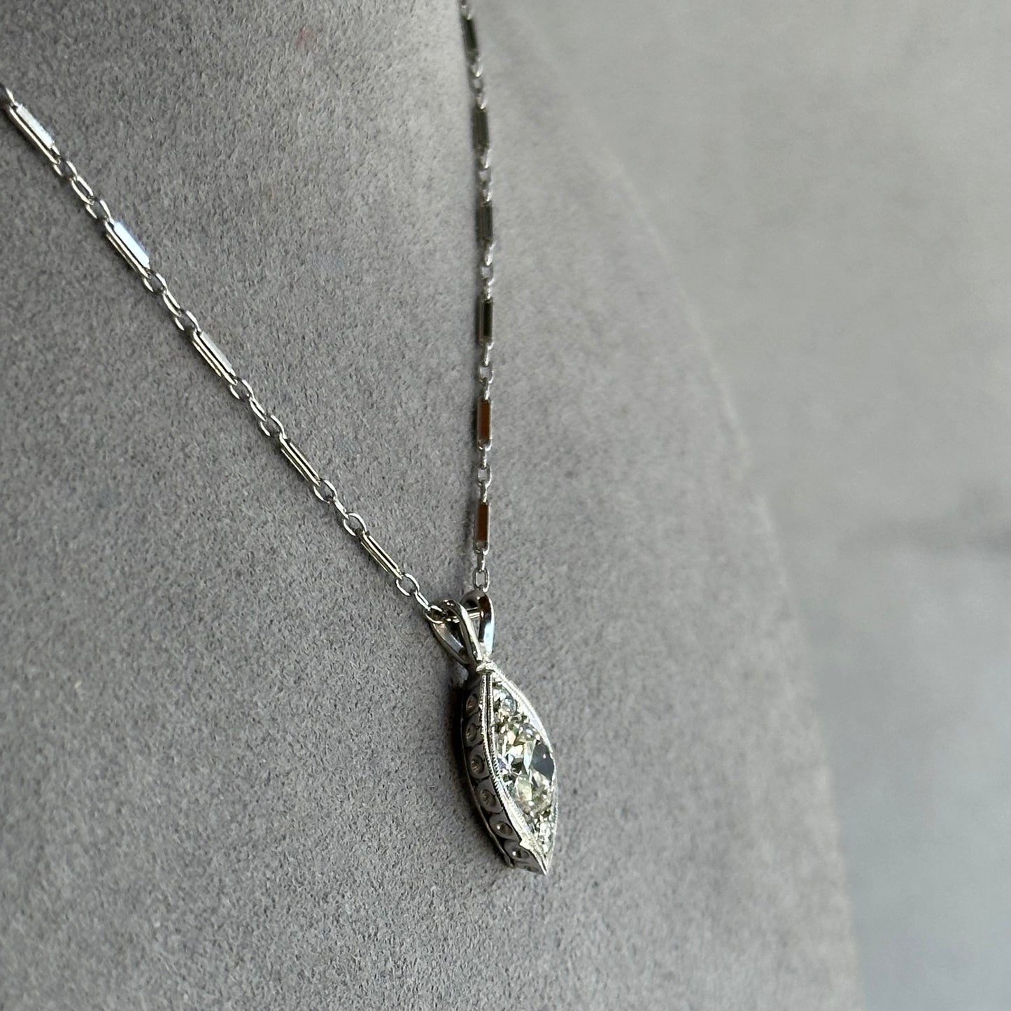 Stunning Platinum Old Mine Cut Diamond Necklace – 1.87CT H-VS2 Teardrop Shape Filigree Art Deco Setting