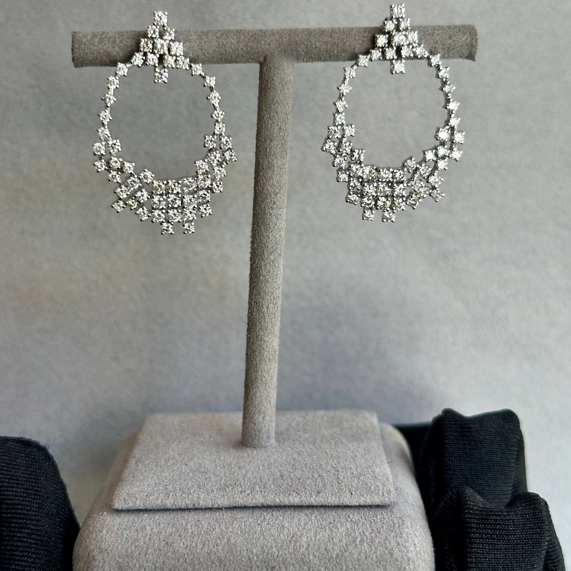 14KT White Gold Diamond Starburst Chandelier Earrings – 2.93CTW, 110 Diamonds in Drop Hoop Design